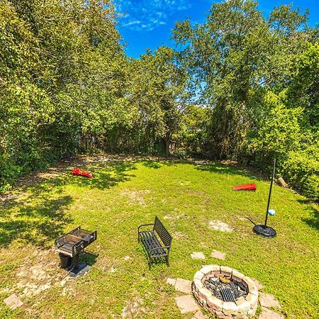Gorgeous Centrally Located Ocean View 2 King, Huge Private Yard & Deck, Firepit, Bbq, & Game Tables Myrtle Beach Luaran gambar