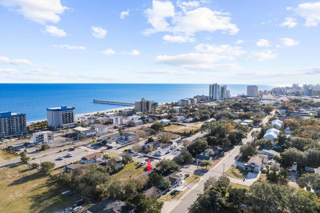 Gorgeous Centrally Located Ocean View 2 King, Huge Private Yard & Deck, Firepit, Bbq, & Game Tables Myrtle Beach Luaran gambar