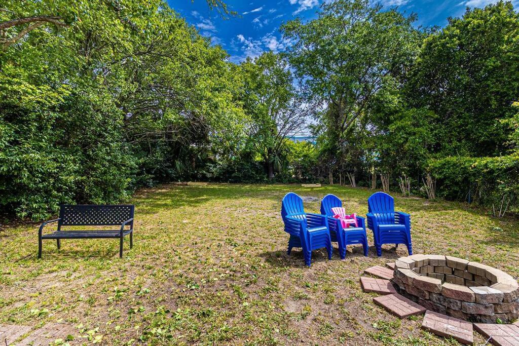 Gorgeous Centrally Located Ocean View 2 King, Huge Private Yard & Deck, Firepit, Bbq, & Game Tables Myrtle Beach Luaran gambar