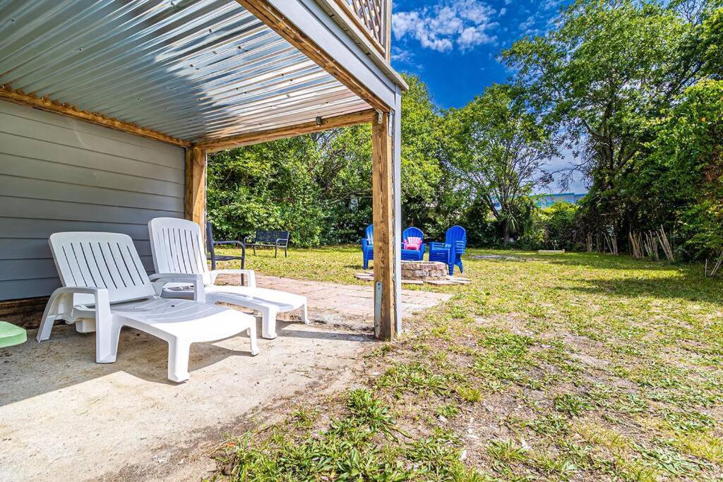 Gorgeous Centrally Located Ocean View 2 King, Huge Private Yard & Deck, Firepit, Bbq, & Game Tables Myrtle Beach Luaran gambar