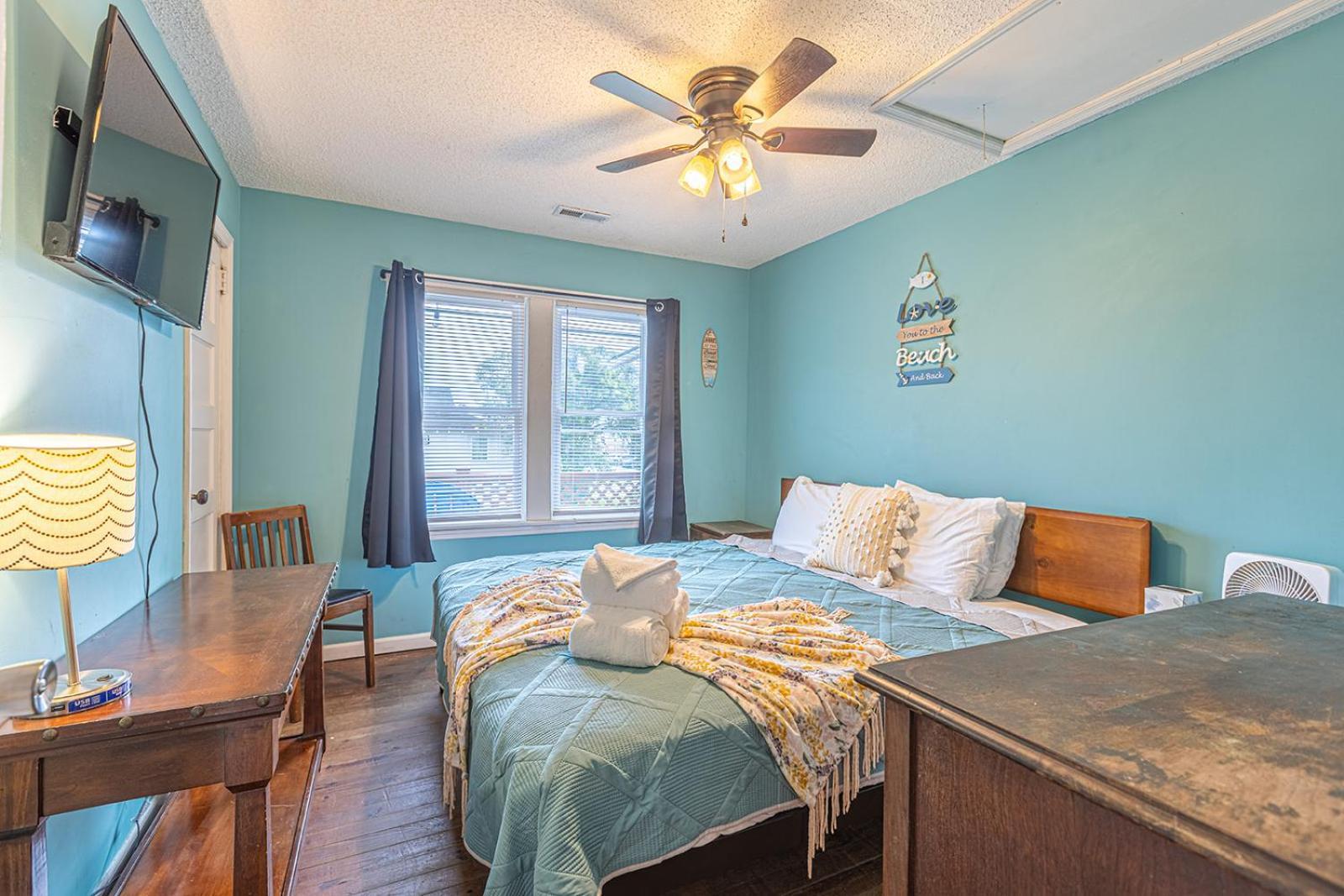 Gorgeous Centrally Located Ocean View 2 King, Huge Private Yard & Deck, Firepit, Bbq, & Game Tables Myrtle Beach Luaran gambar