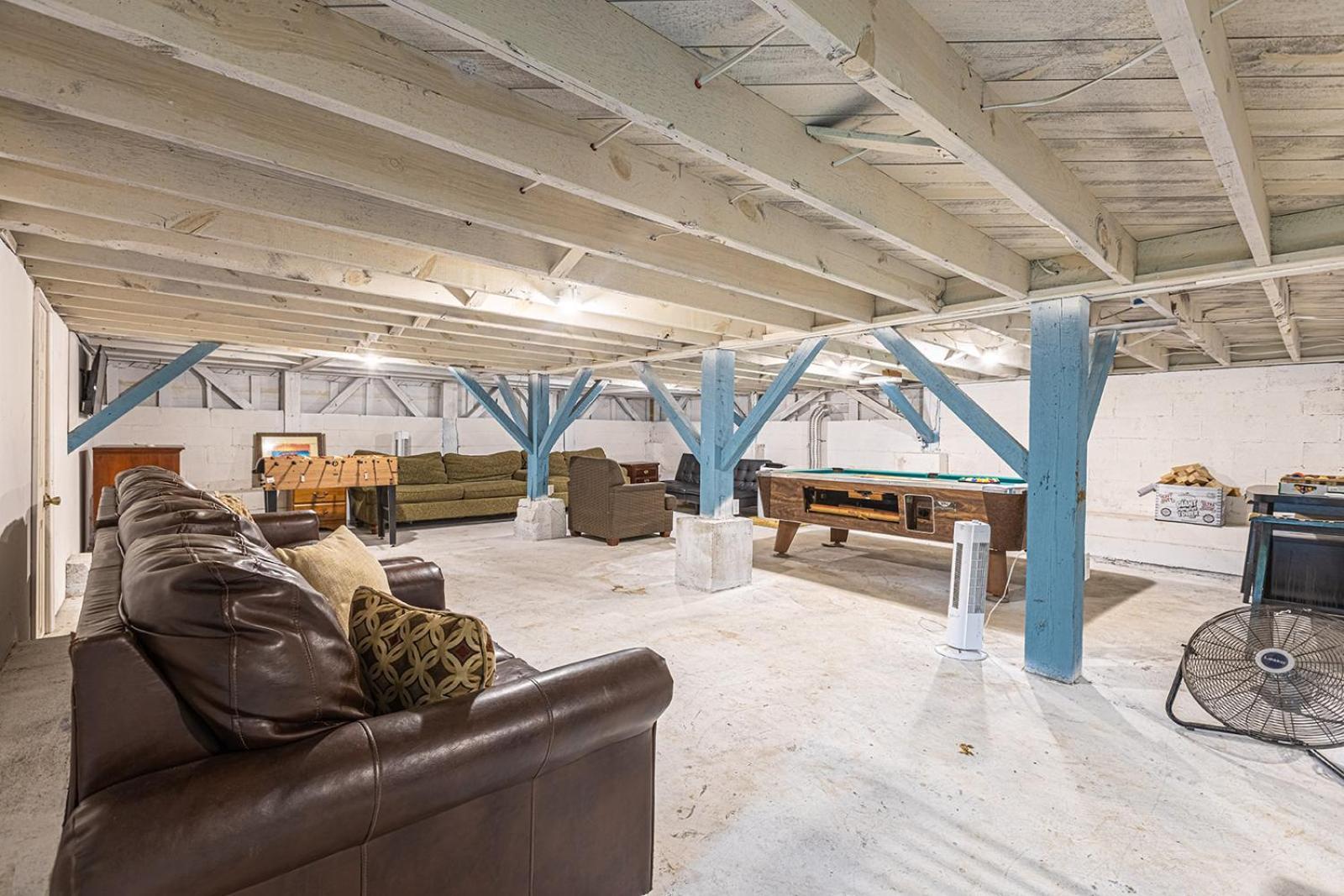 Gorgeous Centrally Located Ocean View 2 King, Huge Private Yard & Deck, Firepit, Bbq, & Game Tables Myrtle Beach Luaran gambar