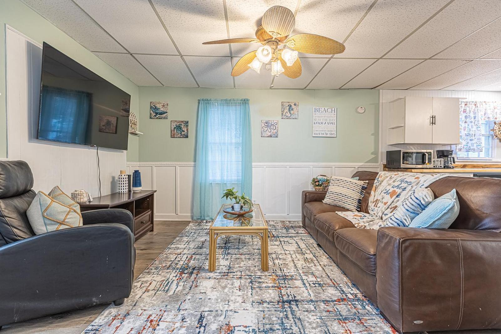 Gorgeous Centrally Located Ocean View 2 King, Huge Private Yard & Deck, Firepit, Bbq, & Game Tables Myrtle Beach Luaran gambar