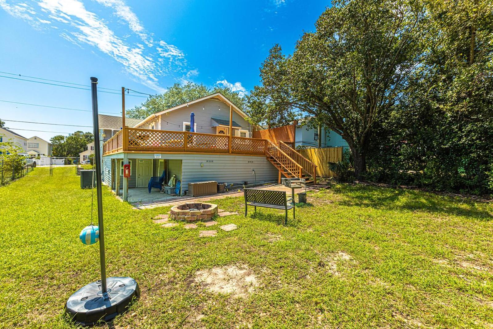 Gorgeous Centrally Located Ocean View 2 King, Huge Private Yard & Deck, Firepit, Bbq, & Game Tables Myrtle Beach Luaran gambar
